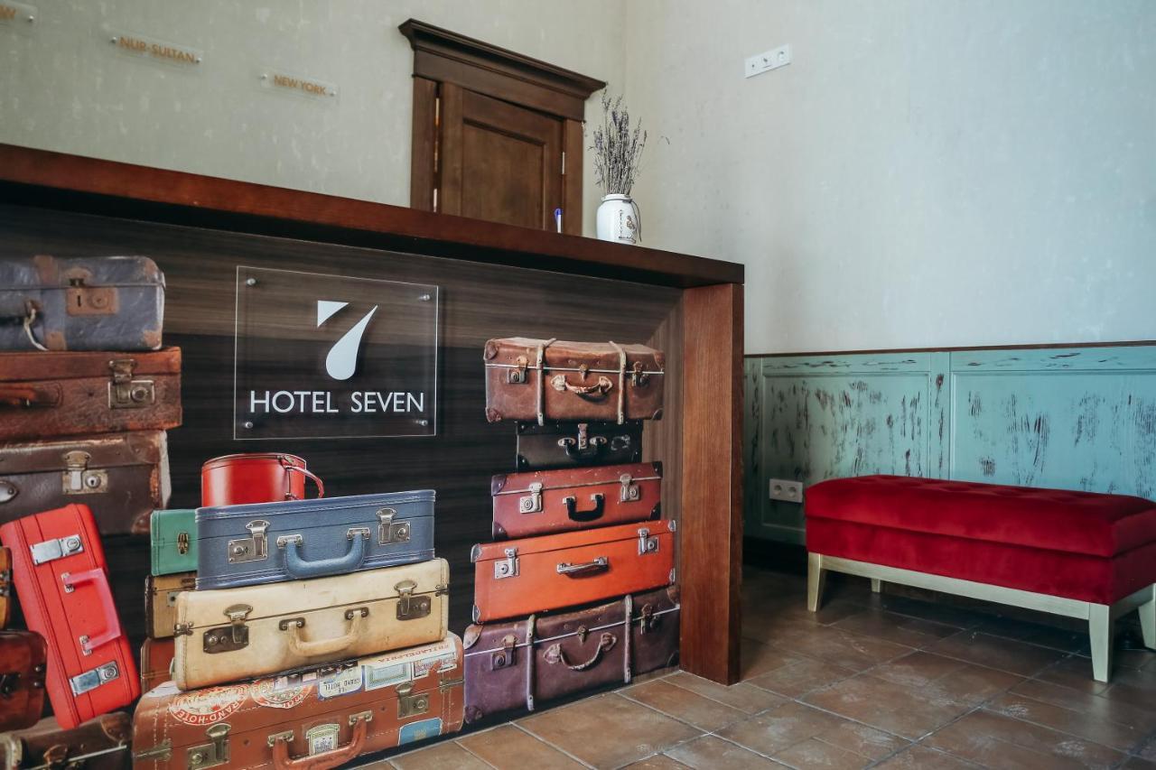 7 Boutique Hotel Ustʼ-Kamenogorsk Exterior foto
